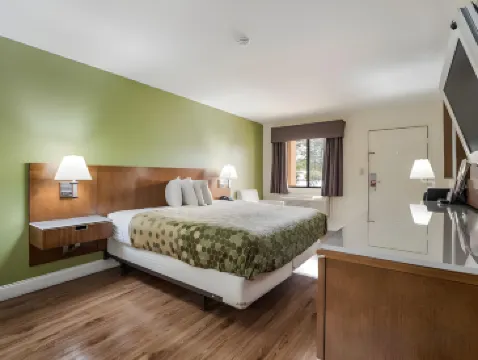 亞特蘭大機場東伊克諾旅館