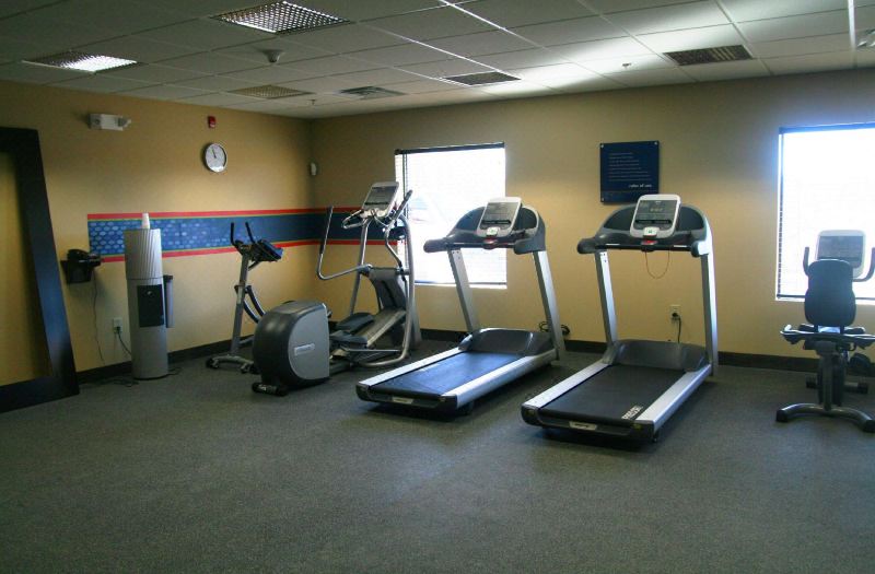 Hampton Inn Wilson Downtown photo 3