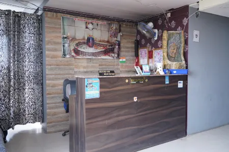 Hotel Dcm Residency Отели в г. Конаджайр