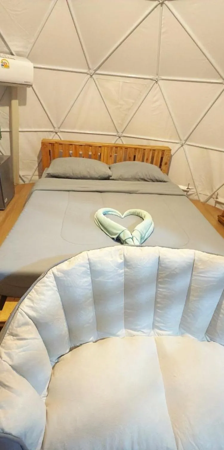 Nature View Dome Tent