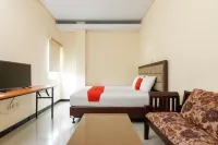 RedDoorz Plus @ Jalan Pemuda Jakarta