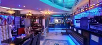 Blue Sea Beach Hotel - bar