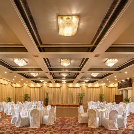 Mahaweli Reach Hotel