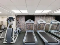 La Quinta Inn & Suites by Wyndham Goodlettsville - Nashville グッドレッツヴィルのホテル