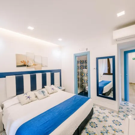 Costa Blu