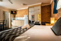 Park Beach Resort Motel - parking
