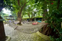 Chitwan Gaida Lodge - Animal Lovers & Birdwatchers Paradise