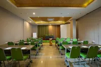 Ascent Hotel & Cafe Malang - Layanan Antar-Jemput