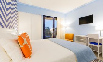 Terrace Mar Suite Hotel
