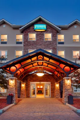 Staybridge Suites Calgary Airport Các khách sạn ở Calgary
