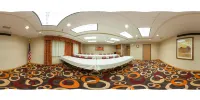 Holiday Inn Express & Suites Worthington by IHG