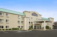 Baymont by Wyndham Evansville North/Haubstadt Hotels in Gibson County