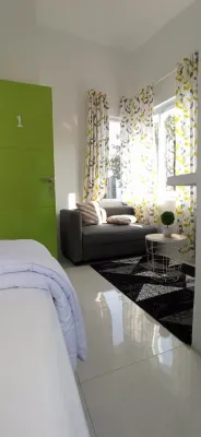 Daun-Daun Guesthouse Syariah