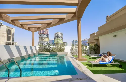 Staybridge Suites Doha Lusail Hoteles en Lusail