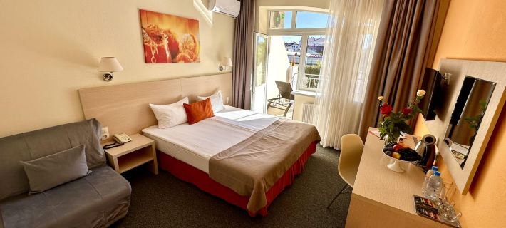 Mandarin Hotel Hotels in Anapa