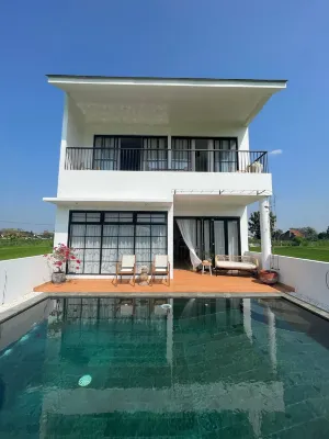 The Sun & The Hills, Luxury Villa in Yogyakarta Hotel a Prambanan