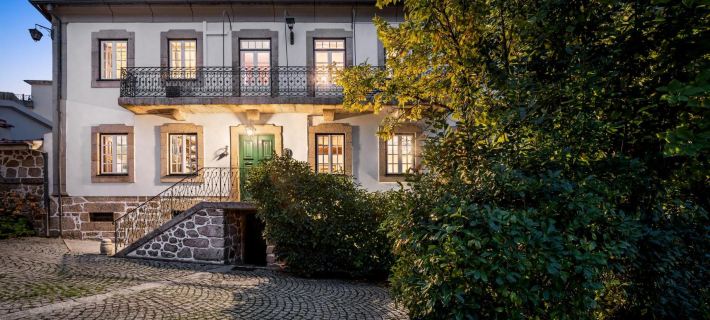 Solar Das Tilias - Historic House Hotels in Seia