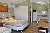Barcaldine Country Motor Inn Hotels in Barcaldine