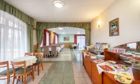 Platan Hotel - Aamiainen