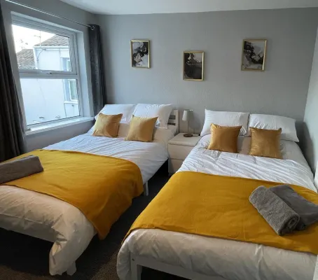 Admiral Blake Guesthouse - 2-Star