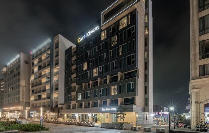 Daynice Hotel