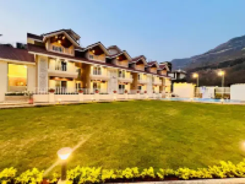 The Grand Leela Resort