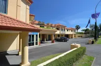 Tuscany Gardens Motor Lodge Hotels in 
