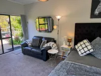 Swan House Hotels in Martinborough