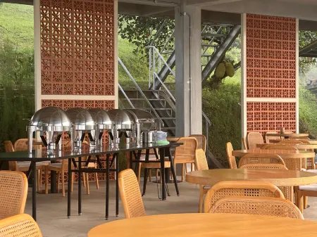 Hillcrest Dawn, Bentong Отели рядом с достопримечательностью «HillTop Bentong Campsite»