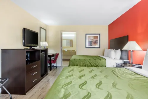 Quality Inn & Suites Hotel a Lexington County