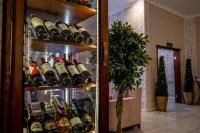 Metropolis Hotel - ที่มีบาร์