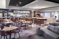 Courtyard Atlanta Airport South/Sullivan Road - Barer