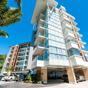 Chic Condo Karon by Resava