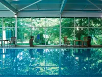 Macdonald Houstoun House - Pools