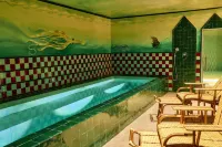 Hôtel les Deux Gares - Varme kilder