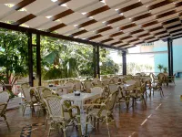 Hotel Bella Vista Hotels in Golem