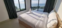 Sis and Sea Villa
