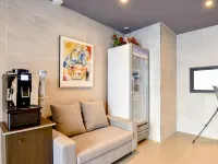 Hotel Maison Hotels near كنيسة ميلاك الكاثوليكية