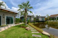 Loftpical Resort Hotels in Boat Lagoon