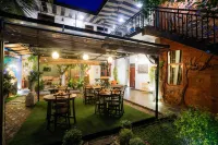 Airport J Dream Resort - 2-Star