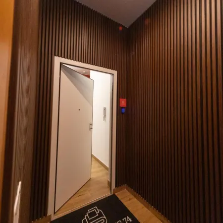 City Rooms 74