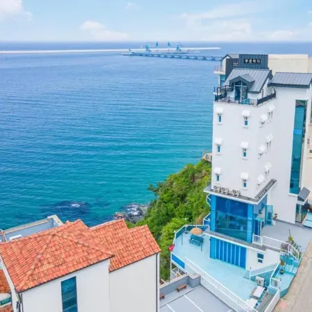 Samcheok Pureun Bada Pension