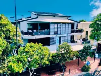 Byron Quarter Apartments - parking