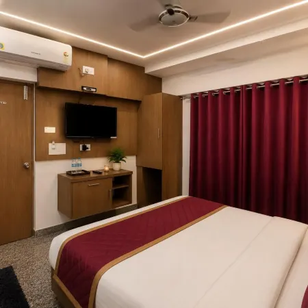 Luxmi Hotel
