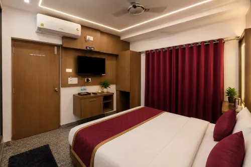 Luxmi Hotel - 2-Star