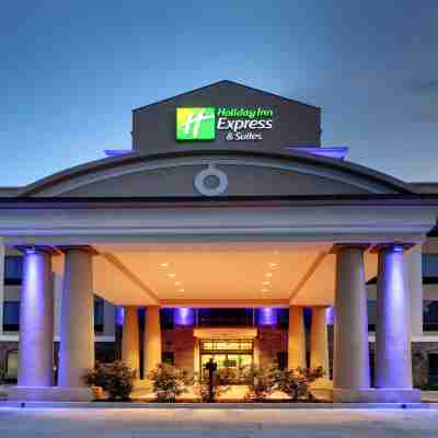 Holiday Inn Express & Suites Natchez South Hotel Exterior