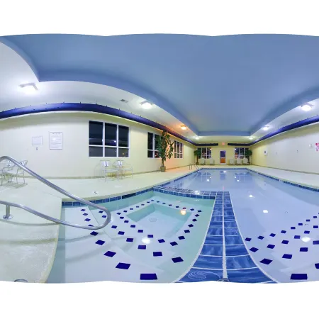 Holiday Inn Express & Suites ATHENS by IHG
