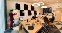 Holiday Inn Express PARIS - CDG AIRPORT by IHG - de negocios