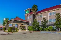 La Quinta Inn & Suites by Wyndham Corpus Christi Northwest