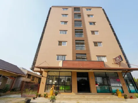 โรงแรมรูมเควสท์ เอสพีเอส แอนด์ เรสซิเดนซ์ โรงแรมใกล้วัดบัวหลวง ปทุมธานี